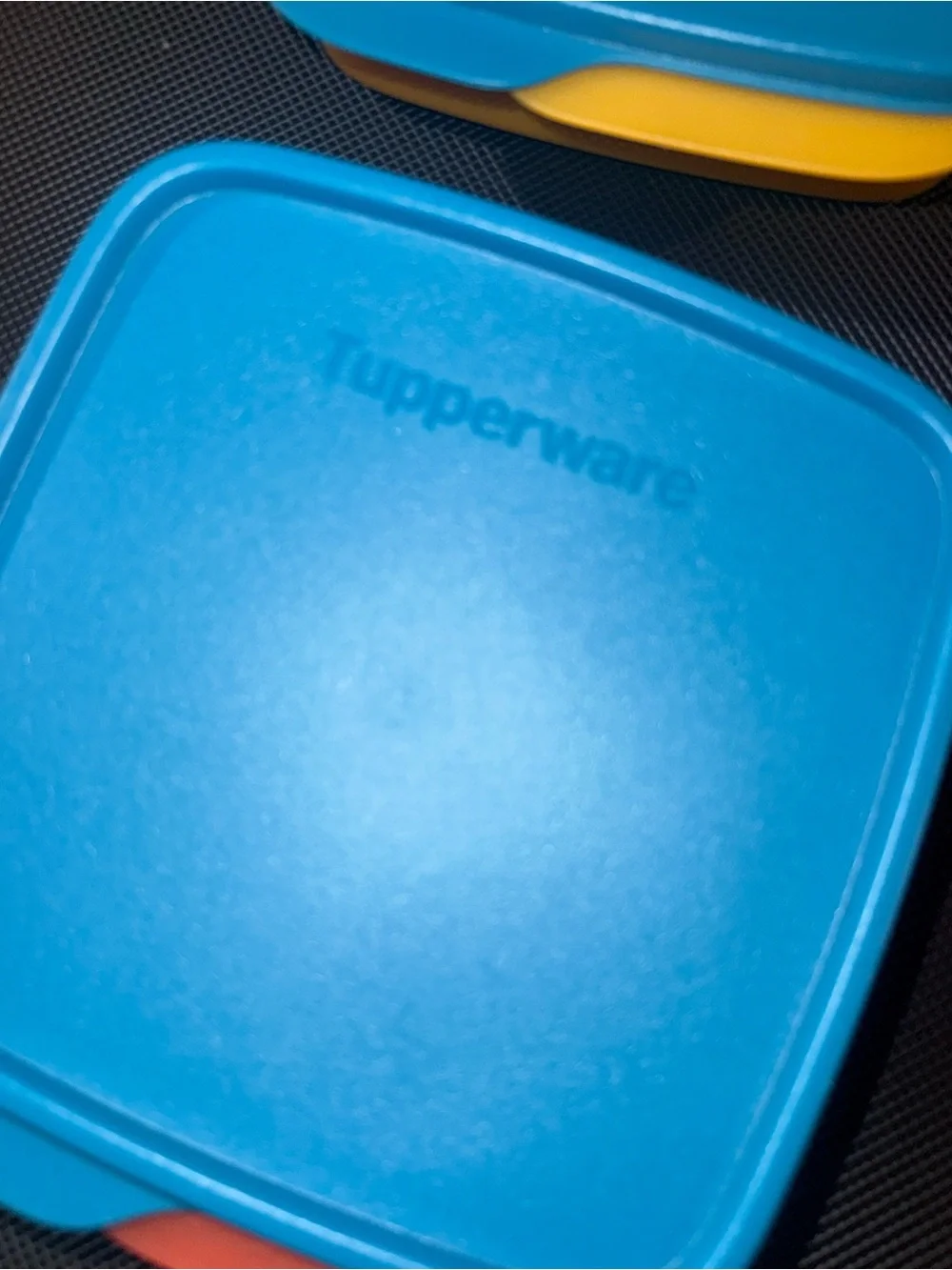 NEW Set of 2 Tupperware Divided Bento Lunch Boxes 550ml 3-Compartment Blue Lids